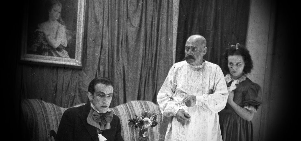 Premiera 25. junija 1944 / Šala v enem dejanju / Izvirni naslov Предложение / Prva zasedba v Semiču, druga v Loki pri Črnomlju 15. avgusta 1944

Režiser Lojze Potokar
Režiser (druga zasedba) Jože Tiran
Prevajalec Mile Klopčič
Scenografa Filip Kalan Kumbatovič in Branko Simčič

Stepan Stepanovič Čubukov, posestnik Lojze Potokar
Natalija Stepanova, njegova hči, stara 25 let Draga Ahačič/Vida Levstik
Ivan Vasiljevič Lomov, Čubukov sosed Jože Gale

Inspicient Nace Simončič